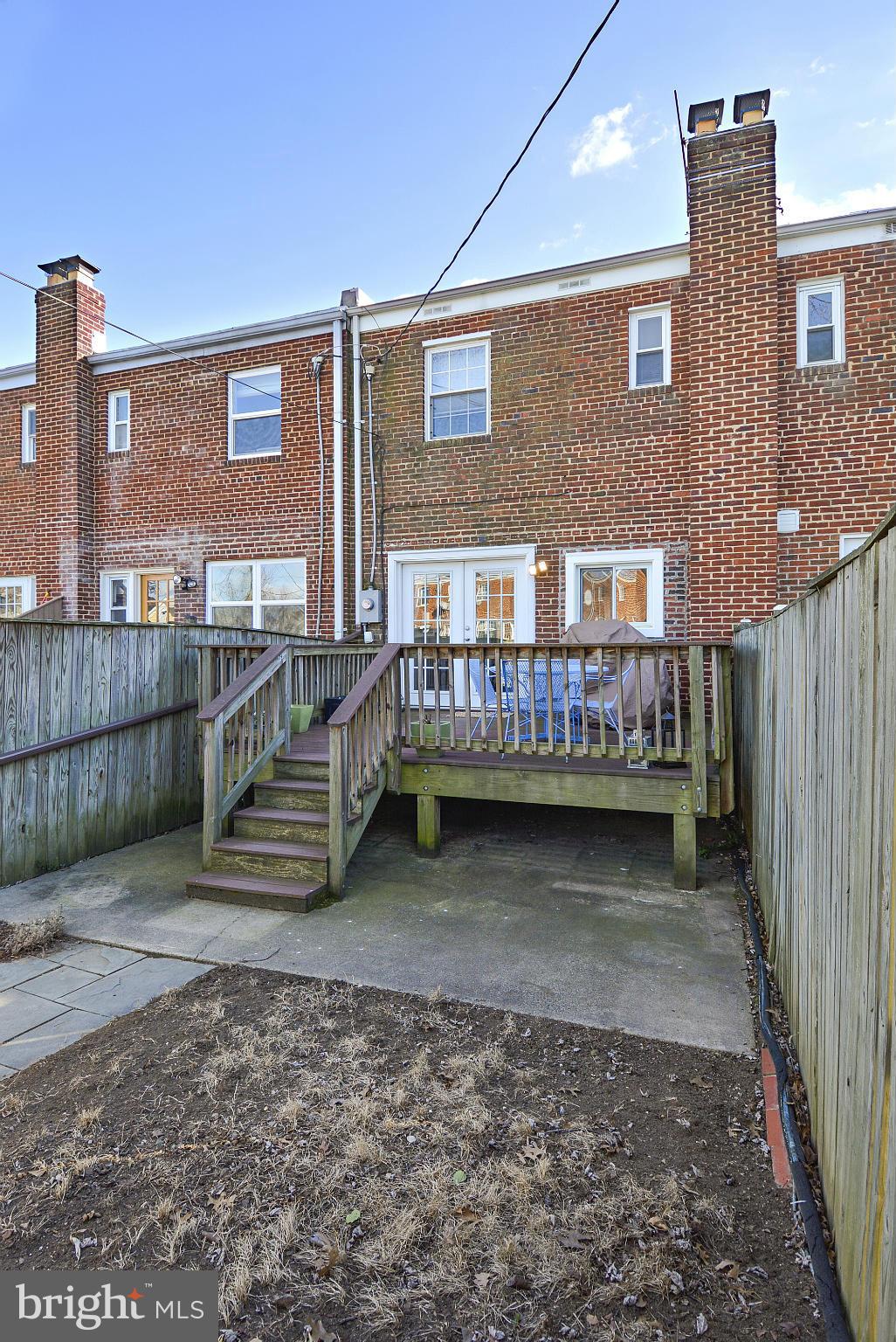 RIVER TERRACE - Residential