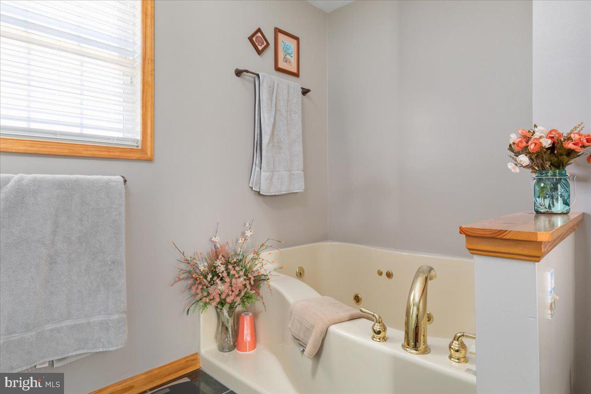 BEVERLY PLACE - Residential