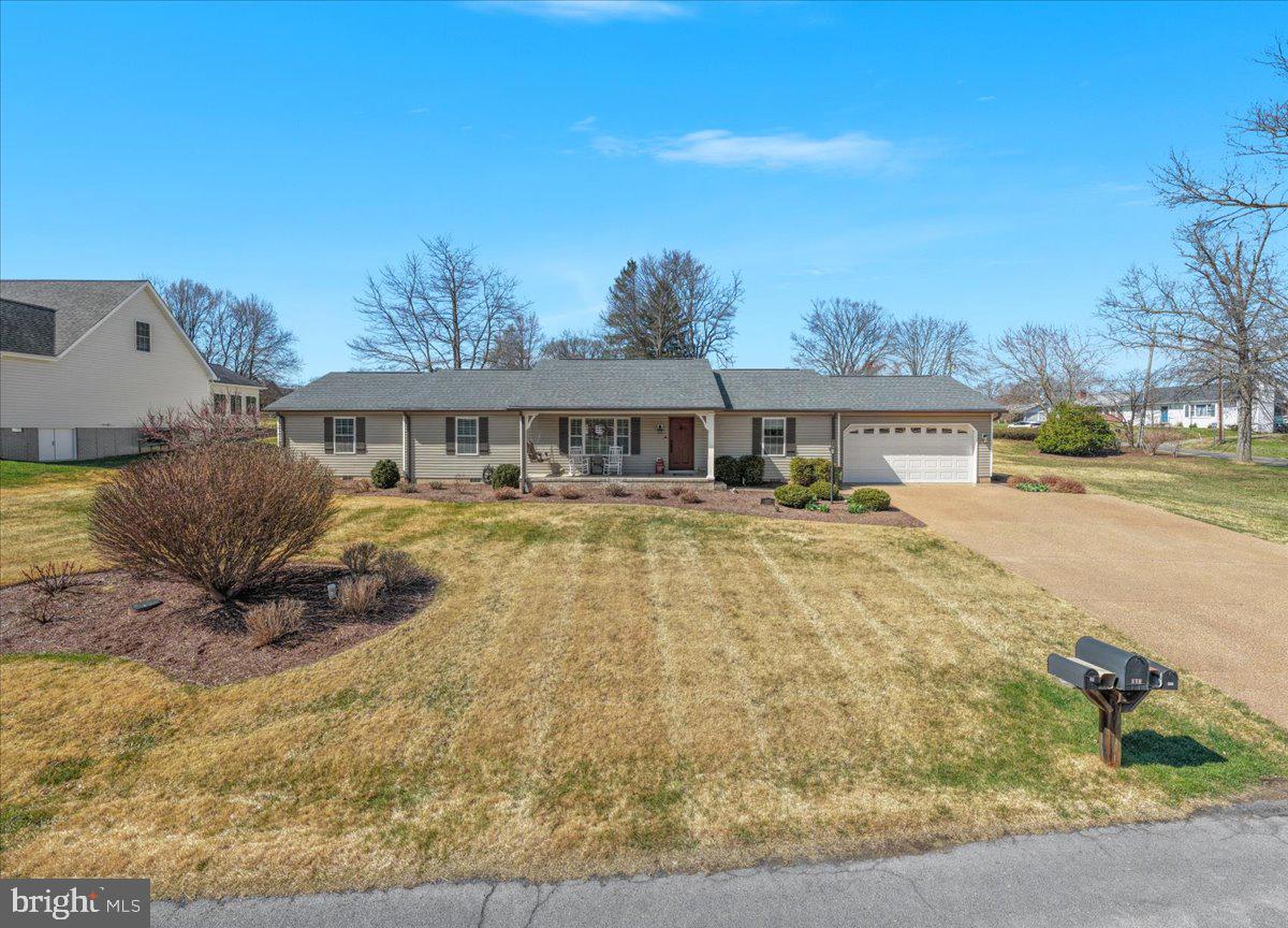 BEVERLY PLACE - Residential