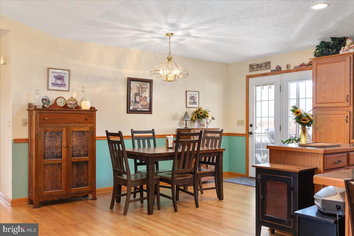 BEVERLY PLACE - Residential