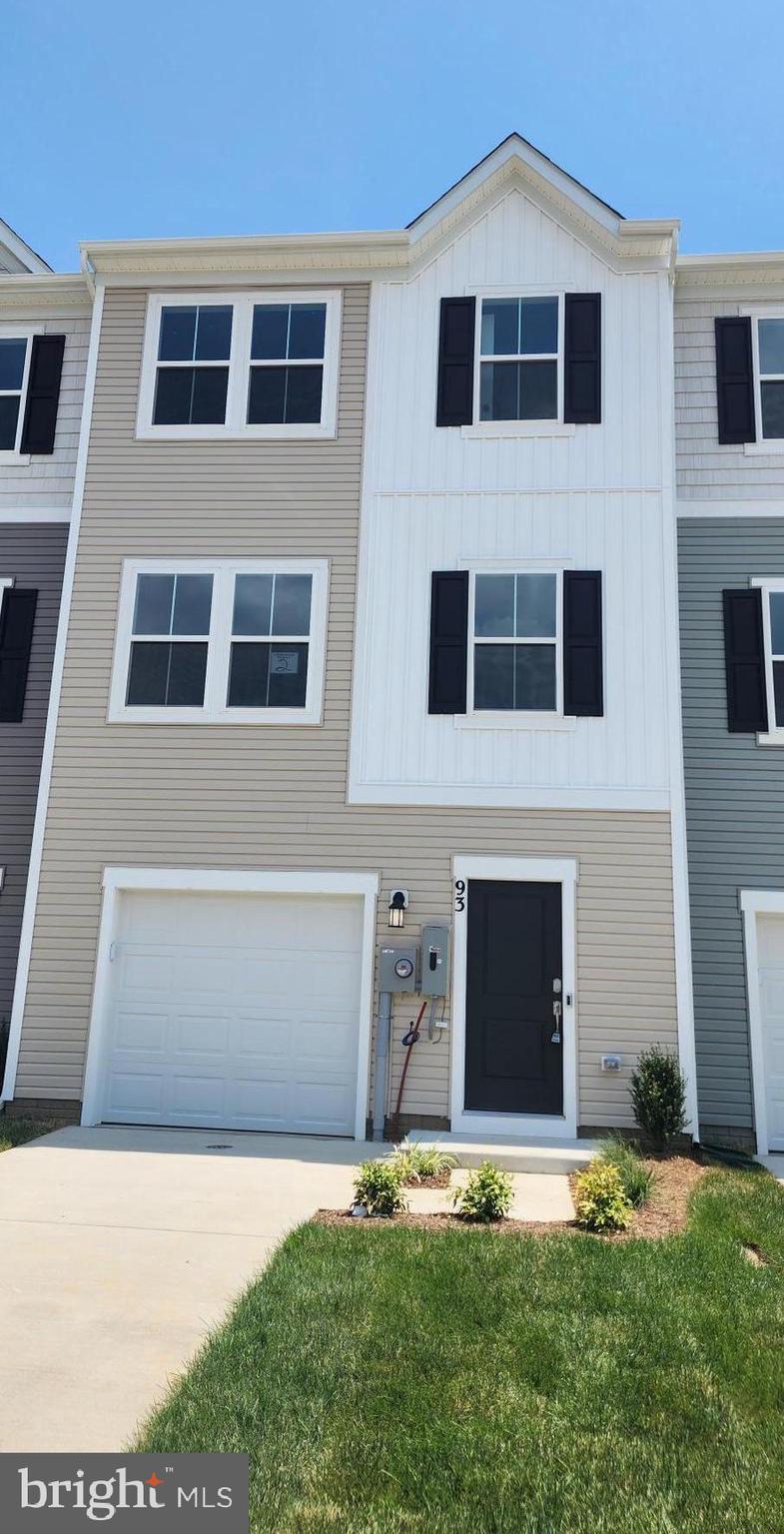 NONE AVAILABLE - Residential Lease