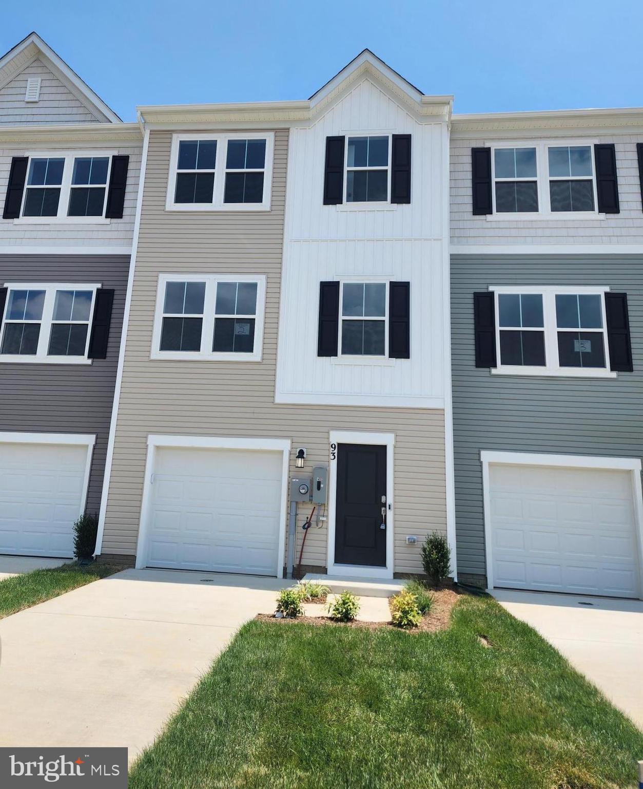 NONE AVAILABLE - Residential Lease