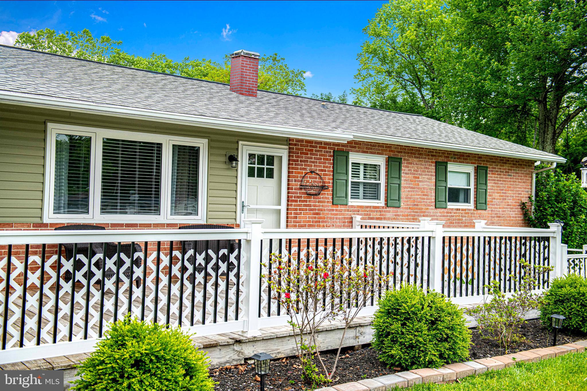 WAKEFIELD MEADOWS - Residential