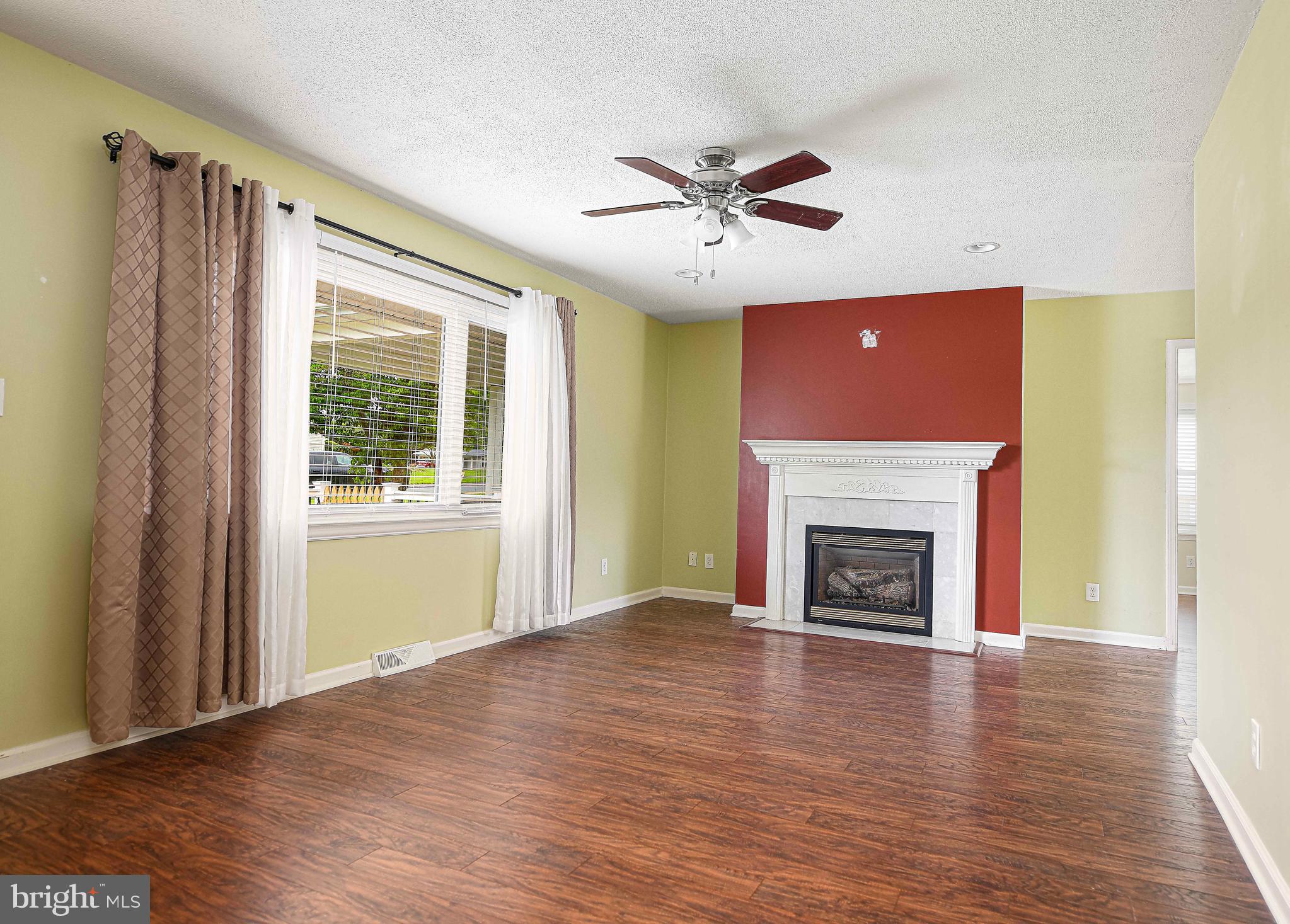 WAKEFIELD MEADOWS - Residential