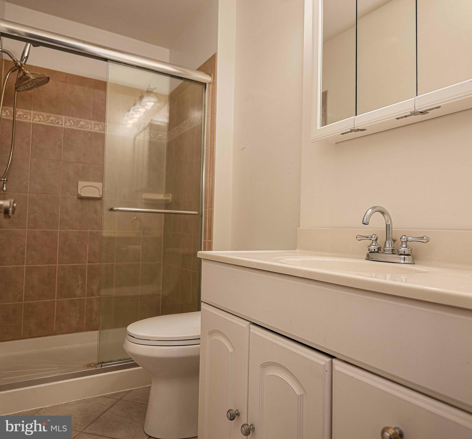 WAKEFIELD MEADOWS - Residential