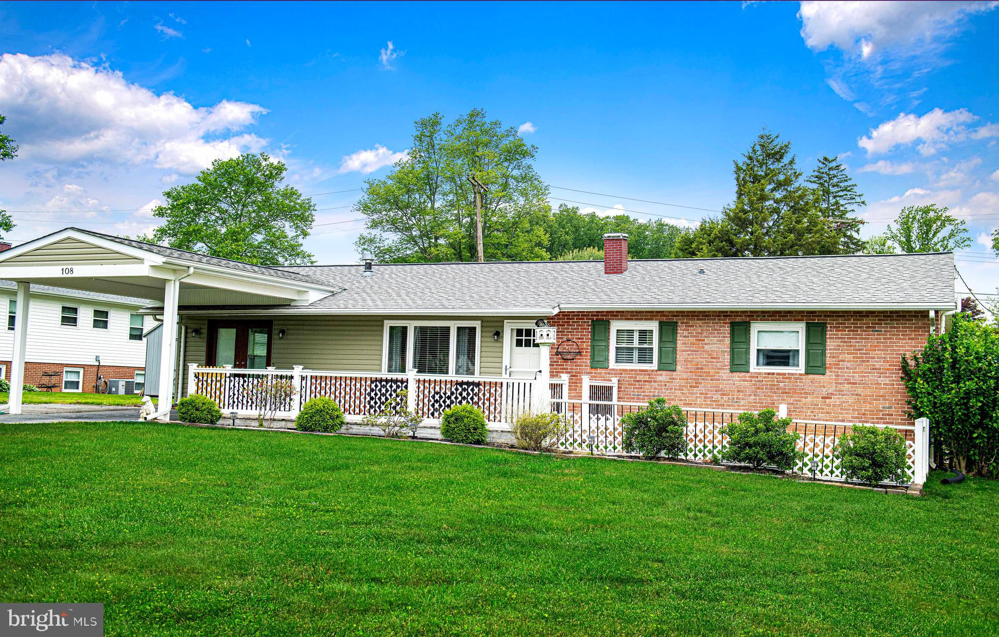 WAKEFIELD MEADOWS - Residential