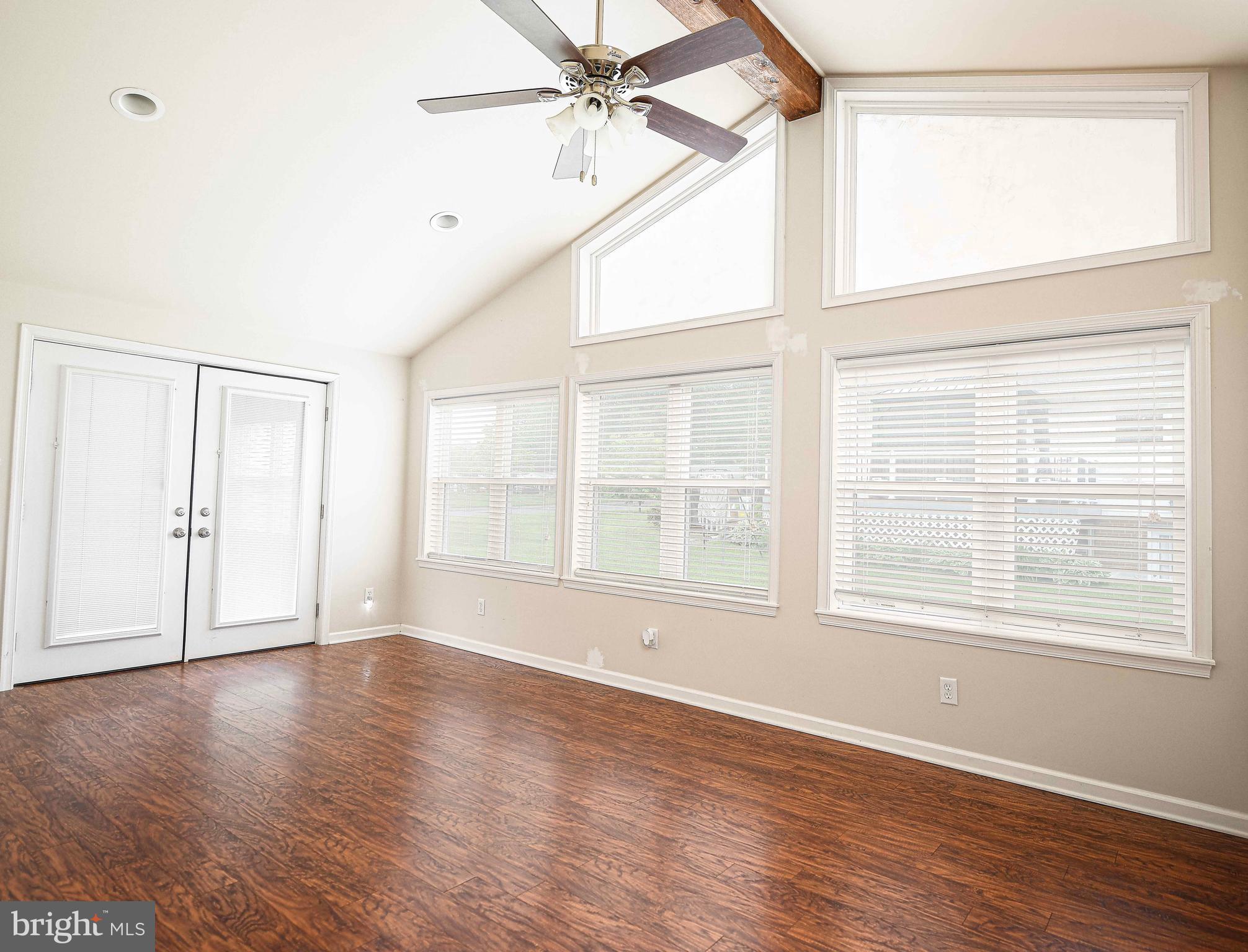 WAKEFIELD MEADOWS - Residential