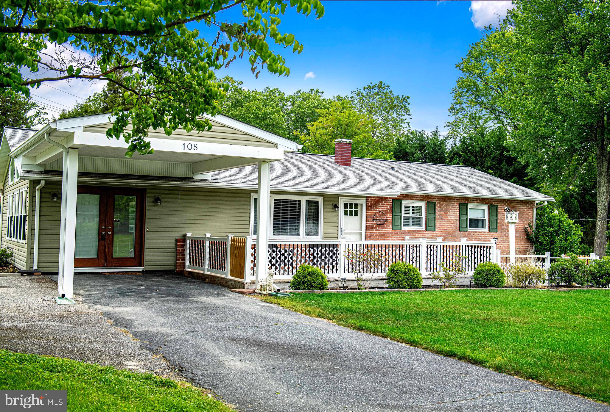 WAKEFIELD MEADOWS - Residential