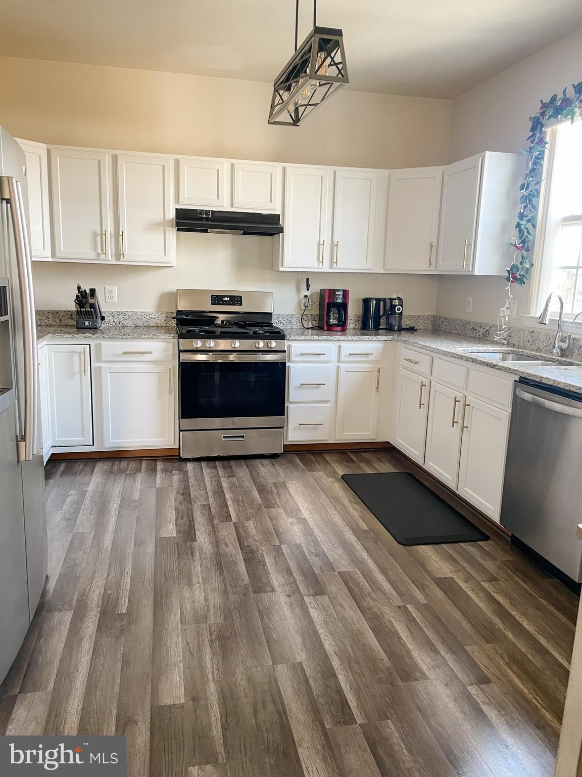 BLOOMS CROSSING - Residential