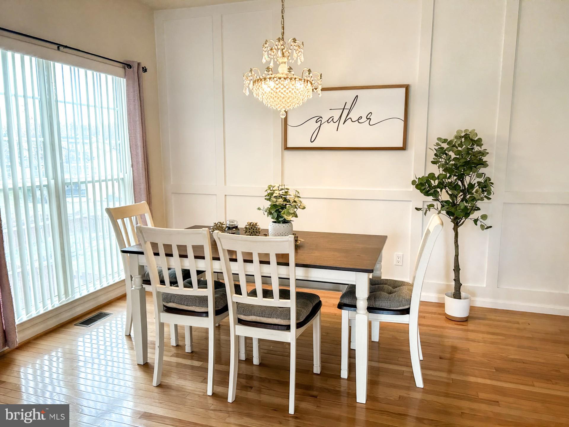 BLOOMS CROSSING - Residential