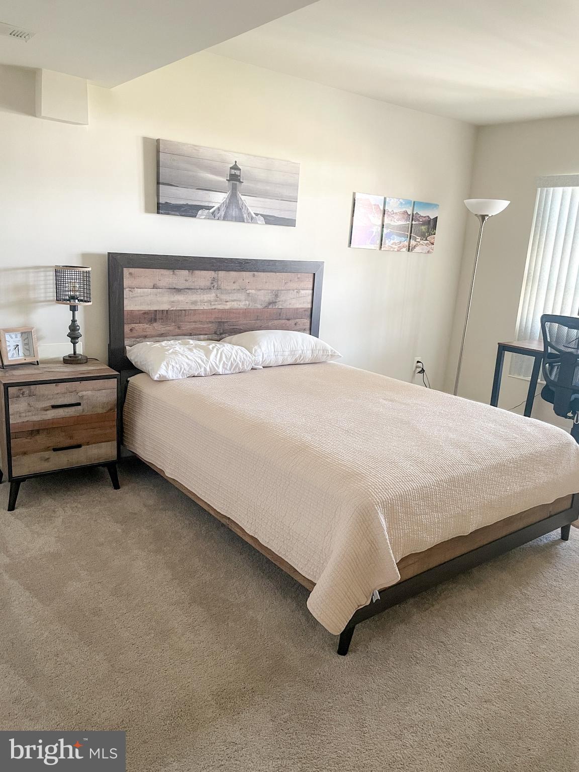 BLOOMS CROSSING - Residential