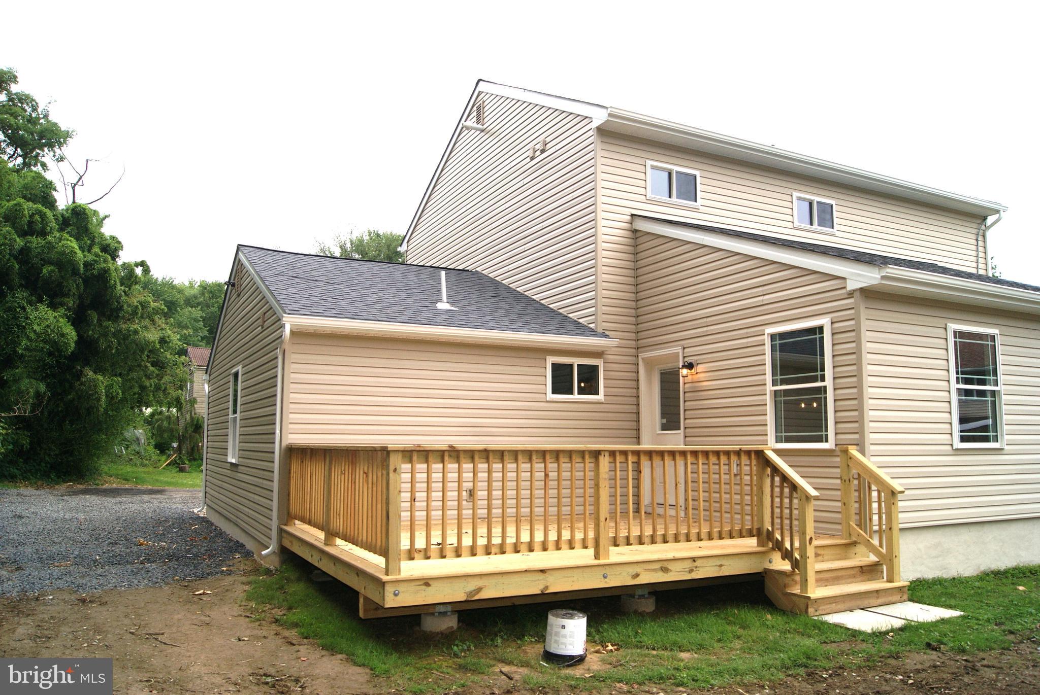 NEWPORTVILLE - Residential