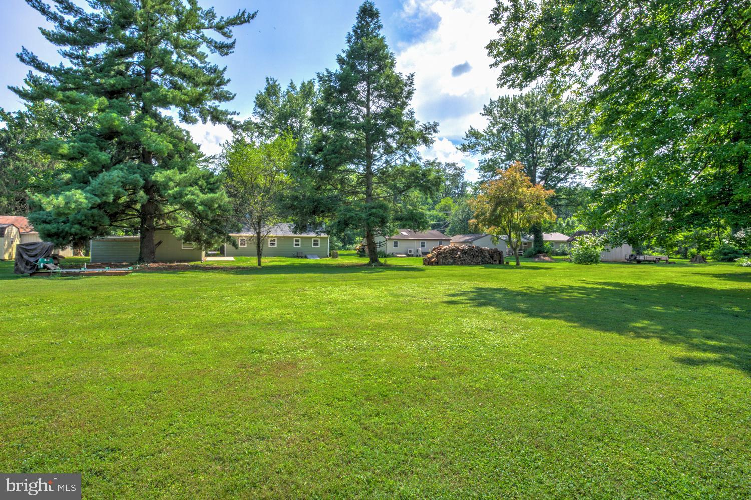 605 SYCAMORE DRIVE