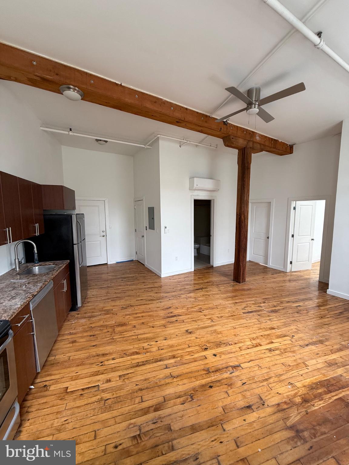 4 LEVERINGTON AVENUE UNIT 209