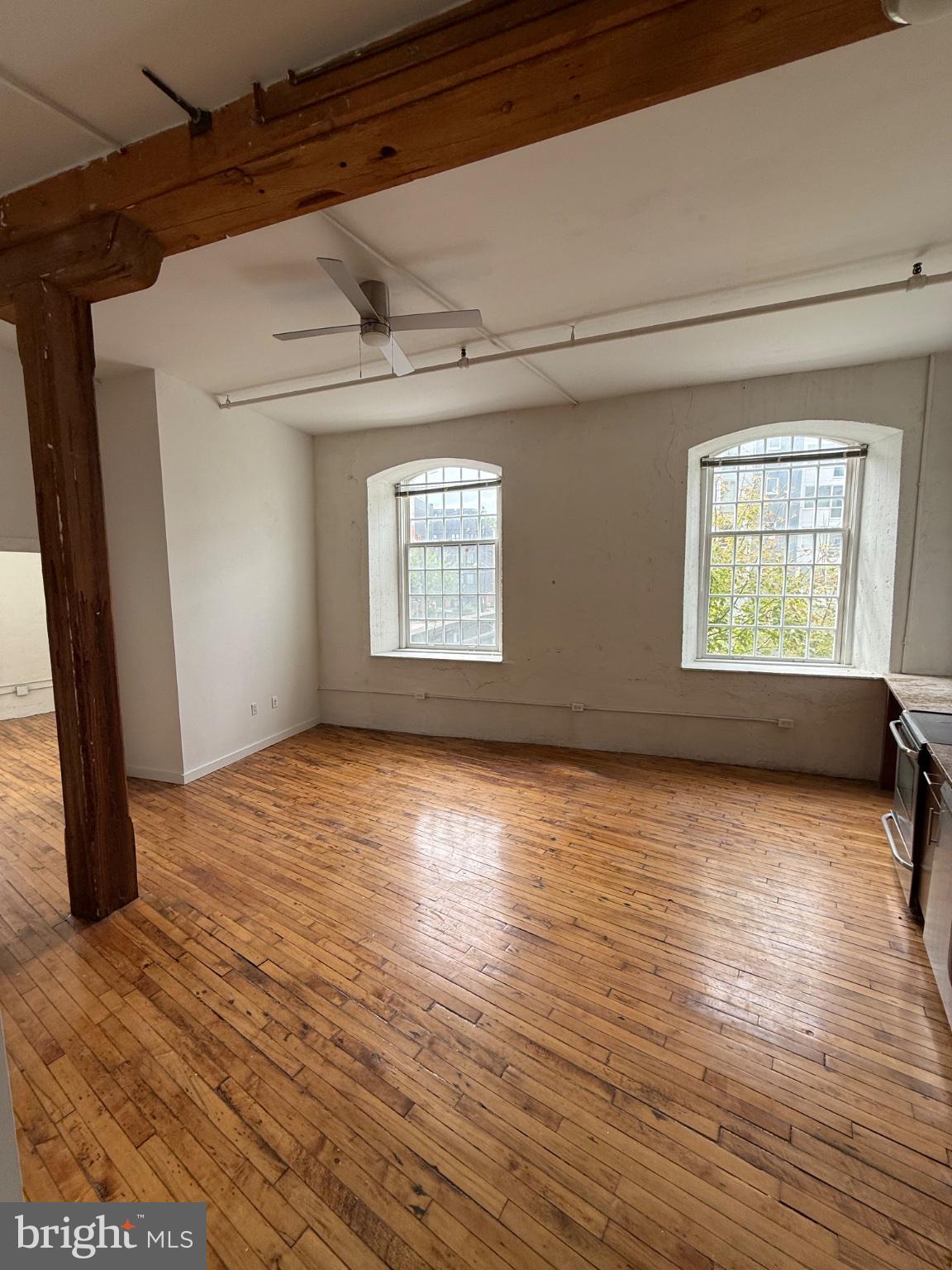 4 LEVERINGTON AVENUE UNIT 209