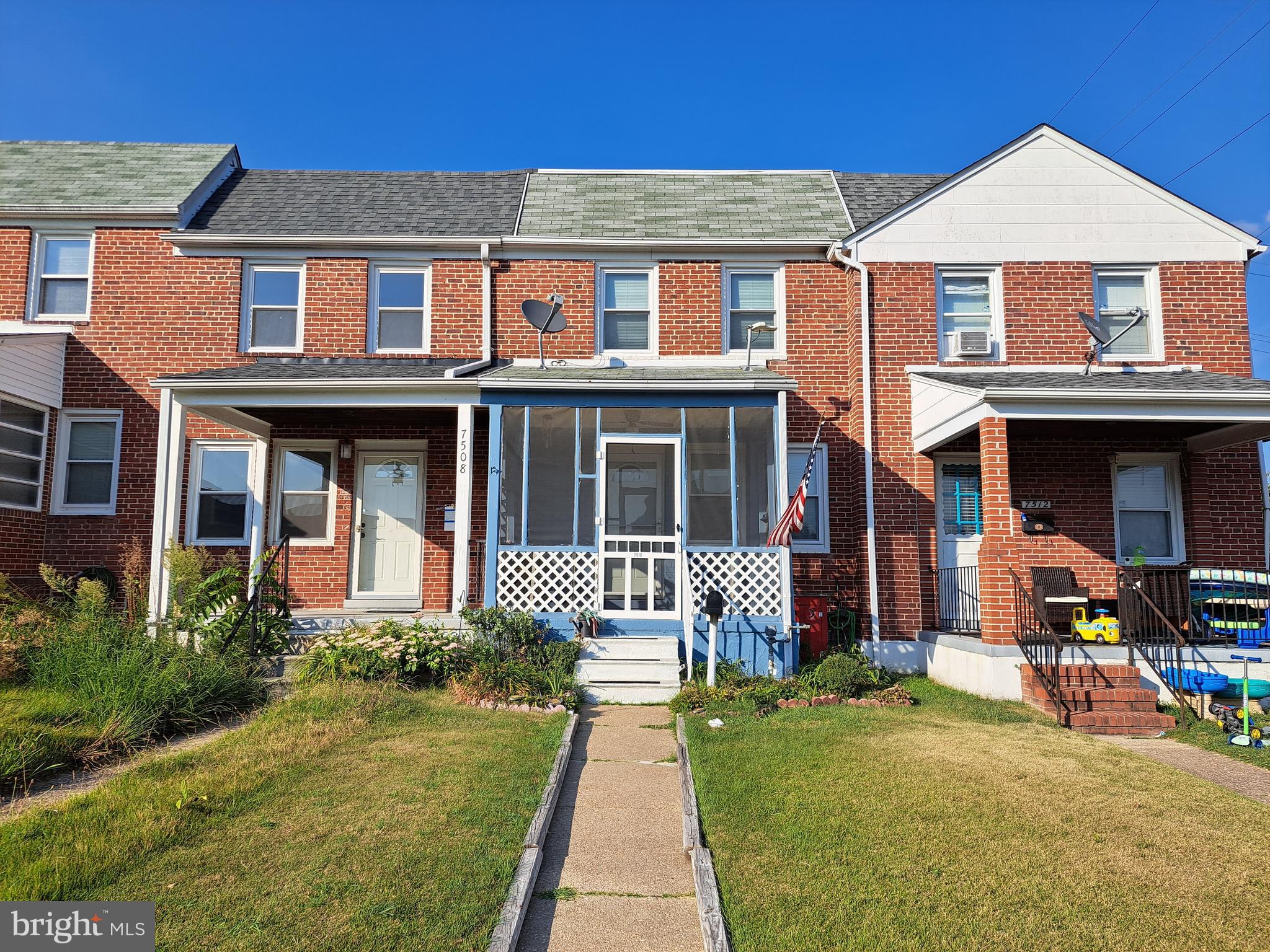 MERRITT HOMES - Residential