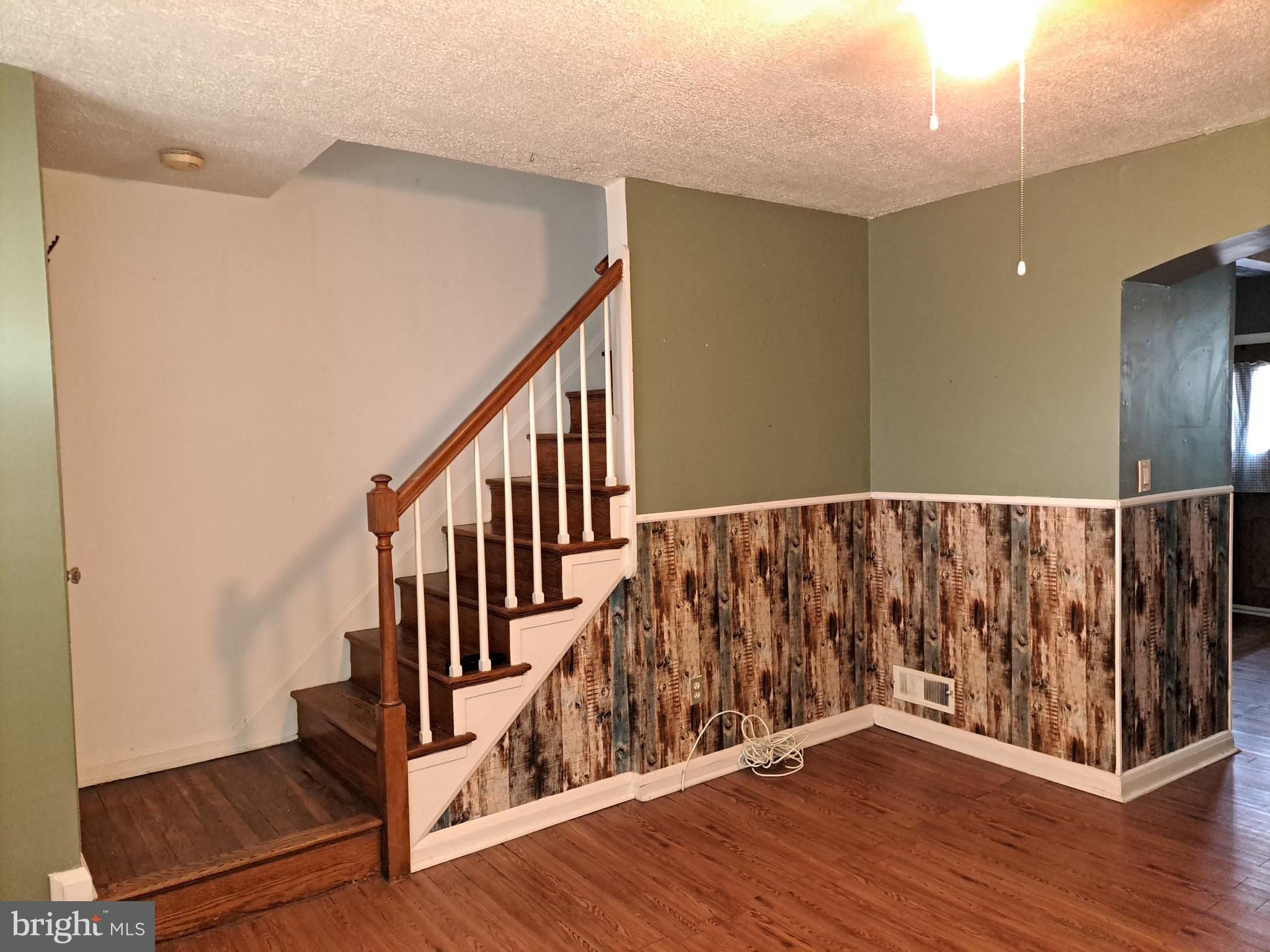 MERRITT HOMES - Residential