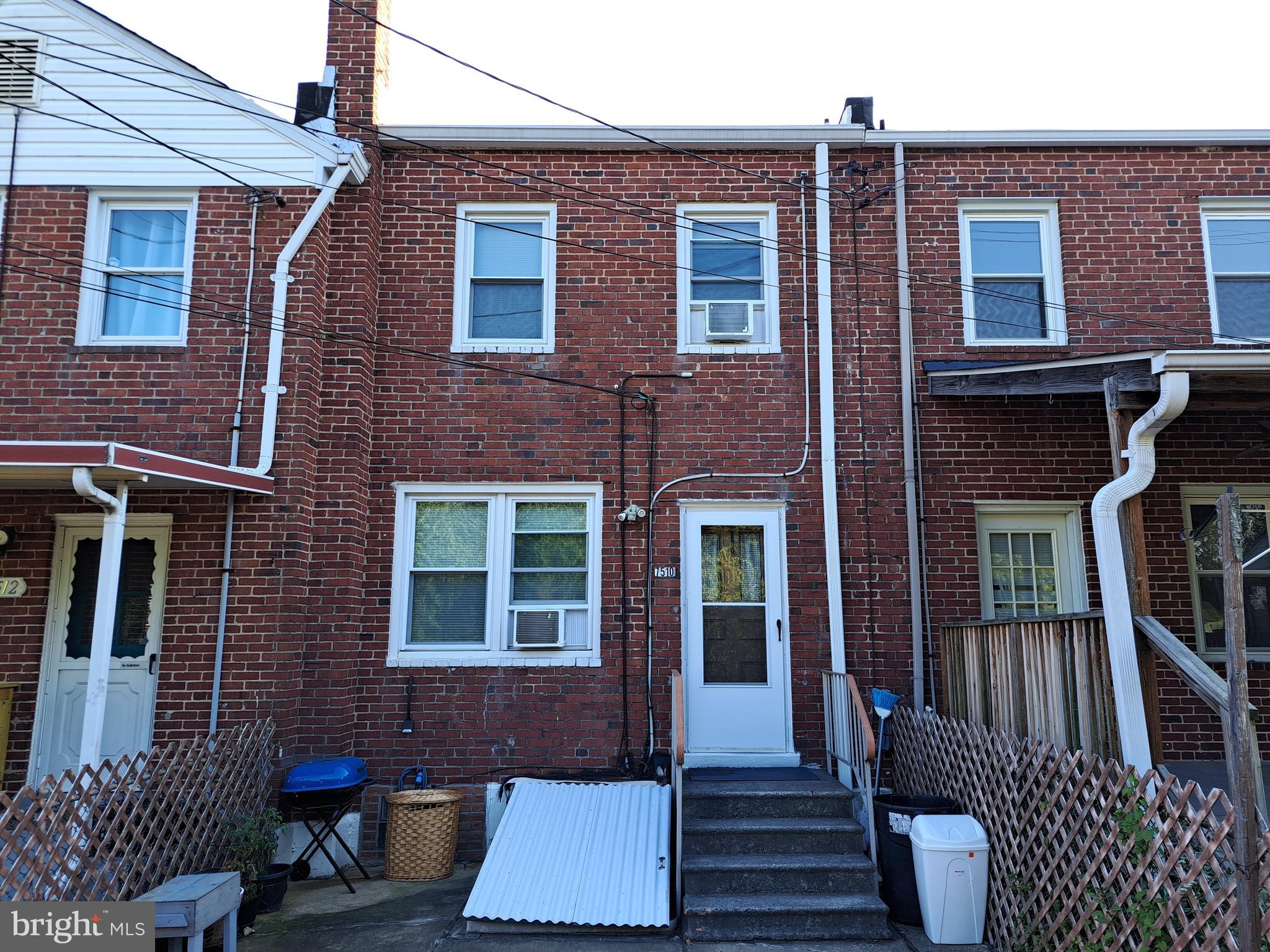 MERRITT HOMES - Residential