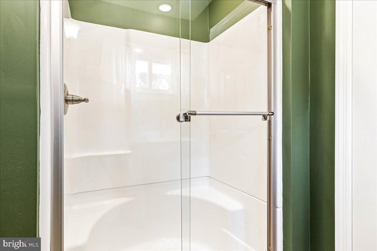 MAPLEWOOD - Residential