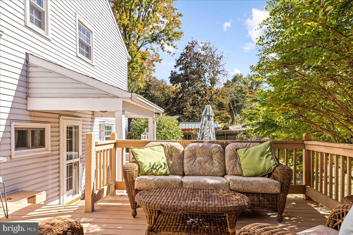 MAPLEWOOD - Residential