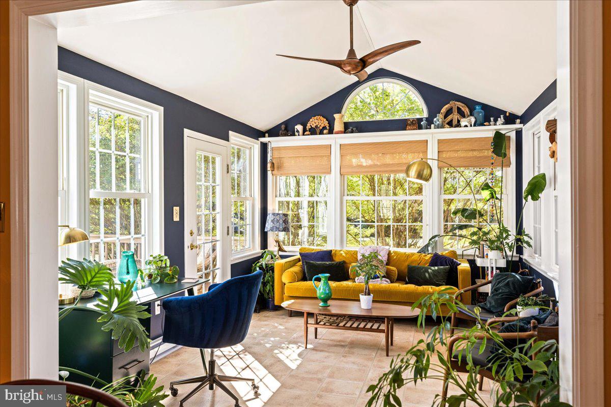 MAPLEWOOD - Residential