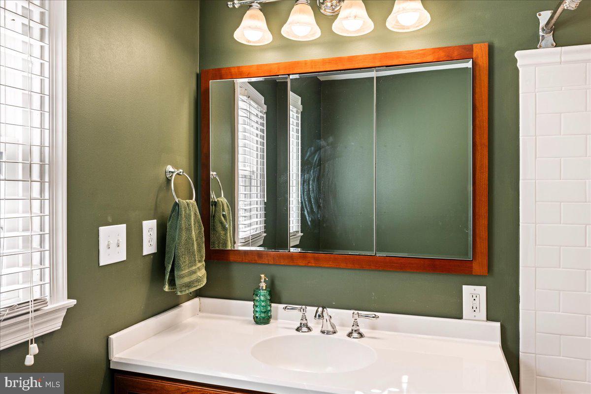 MAPLEWOOD - Residential