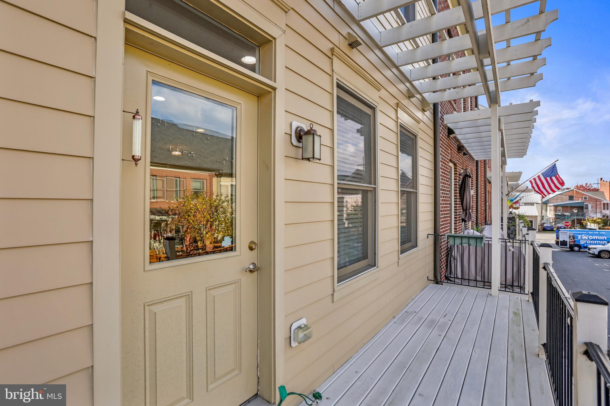 MAXWELL SQUARE - Residential