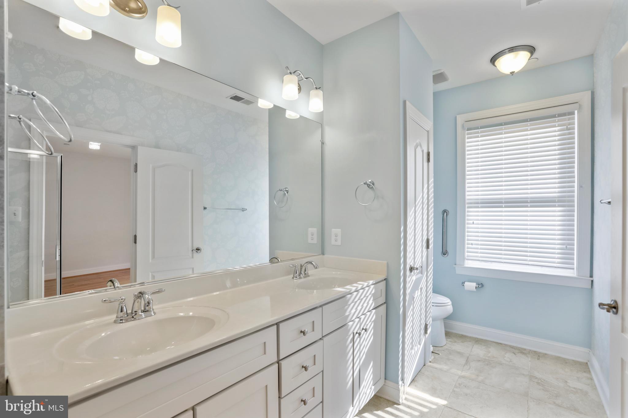 MAXWELL SQUARE - Residential