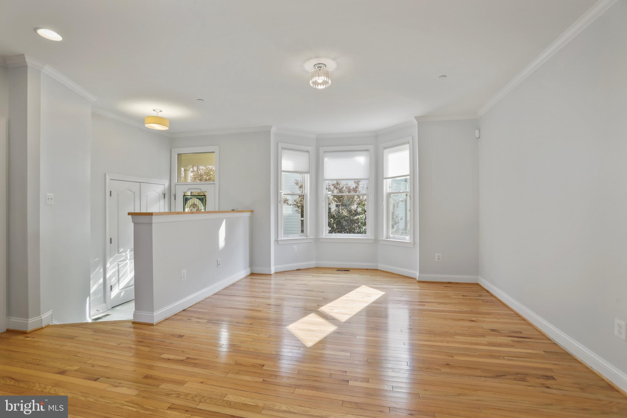 MAXWELL SQUARE - Residential