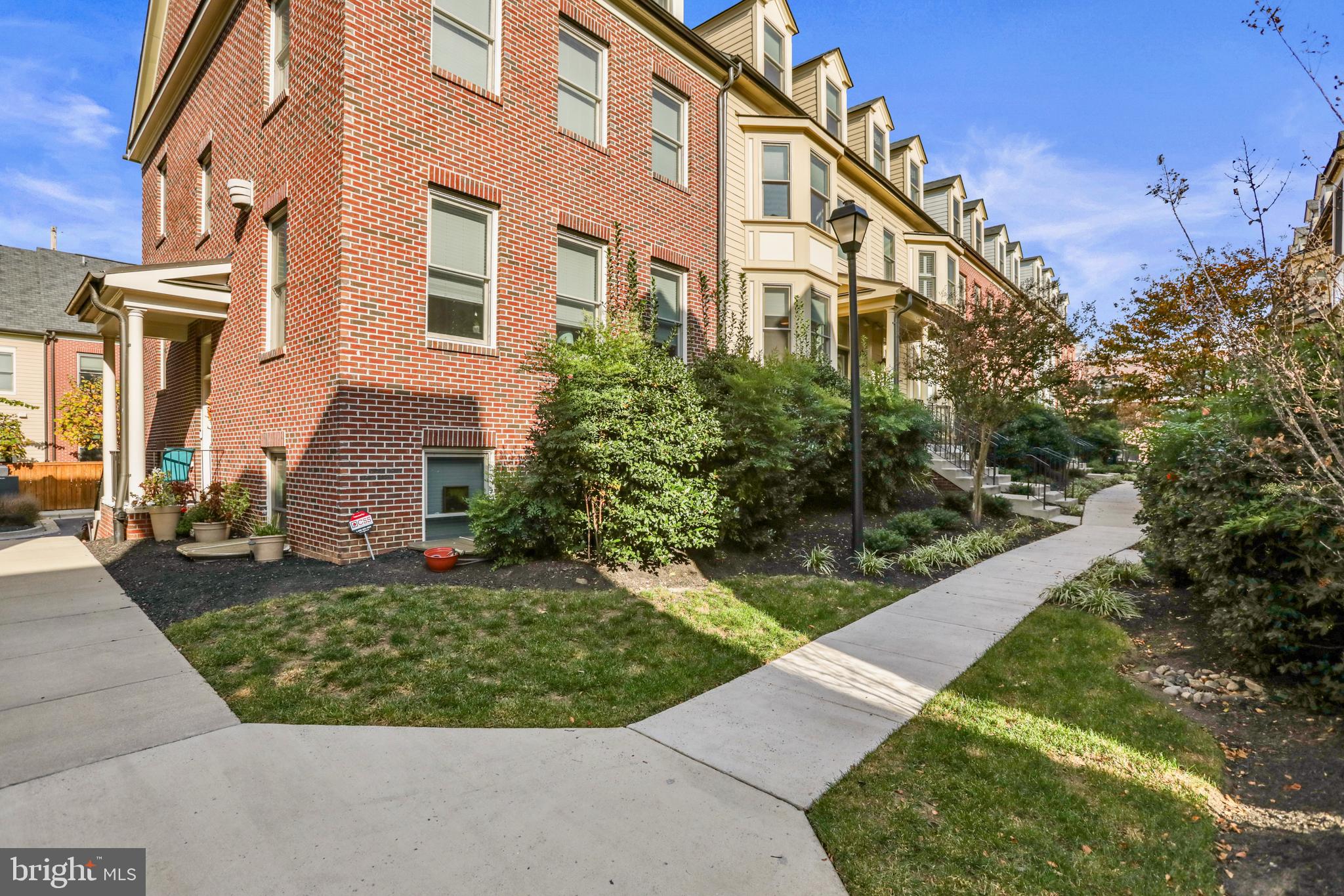 MAXWELL SQUARE - Residential