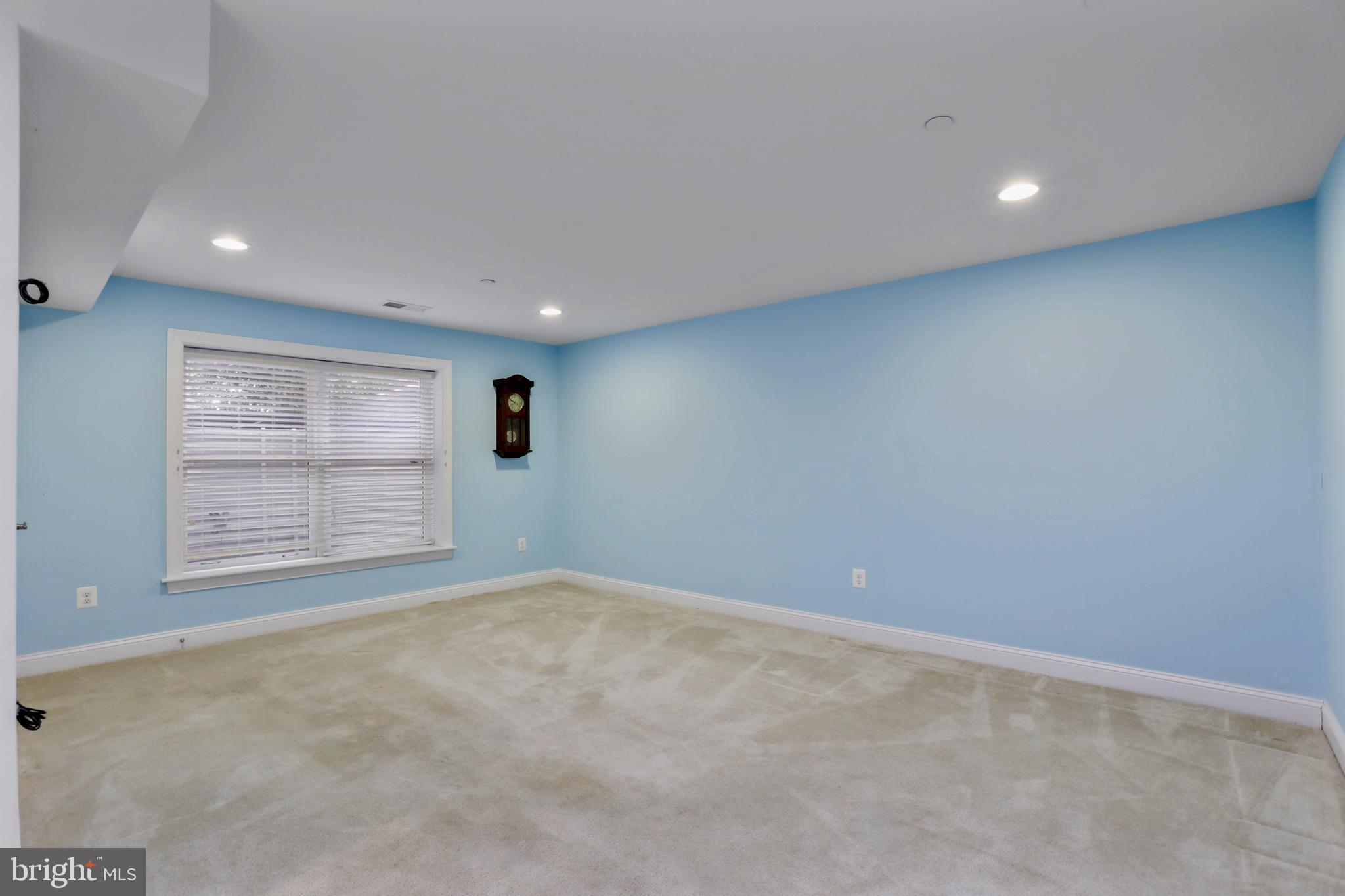 MAXWELL SQUARE - Residential