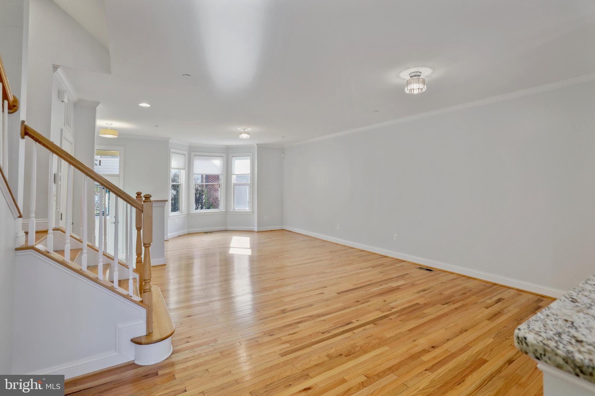 MAXWELL SQUARE - Residential