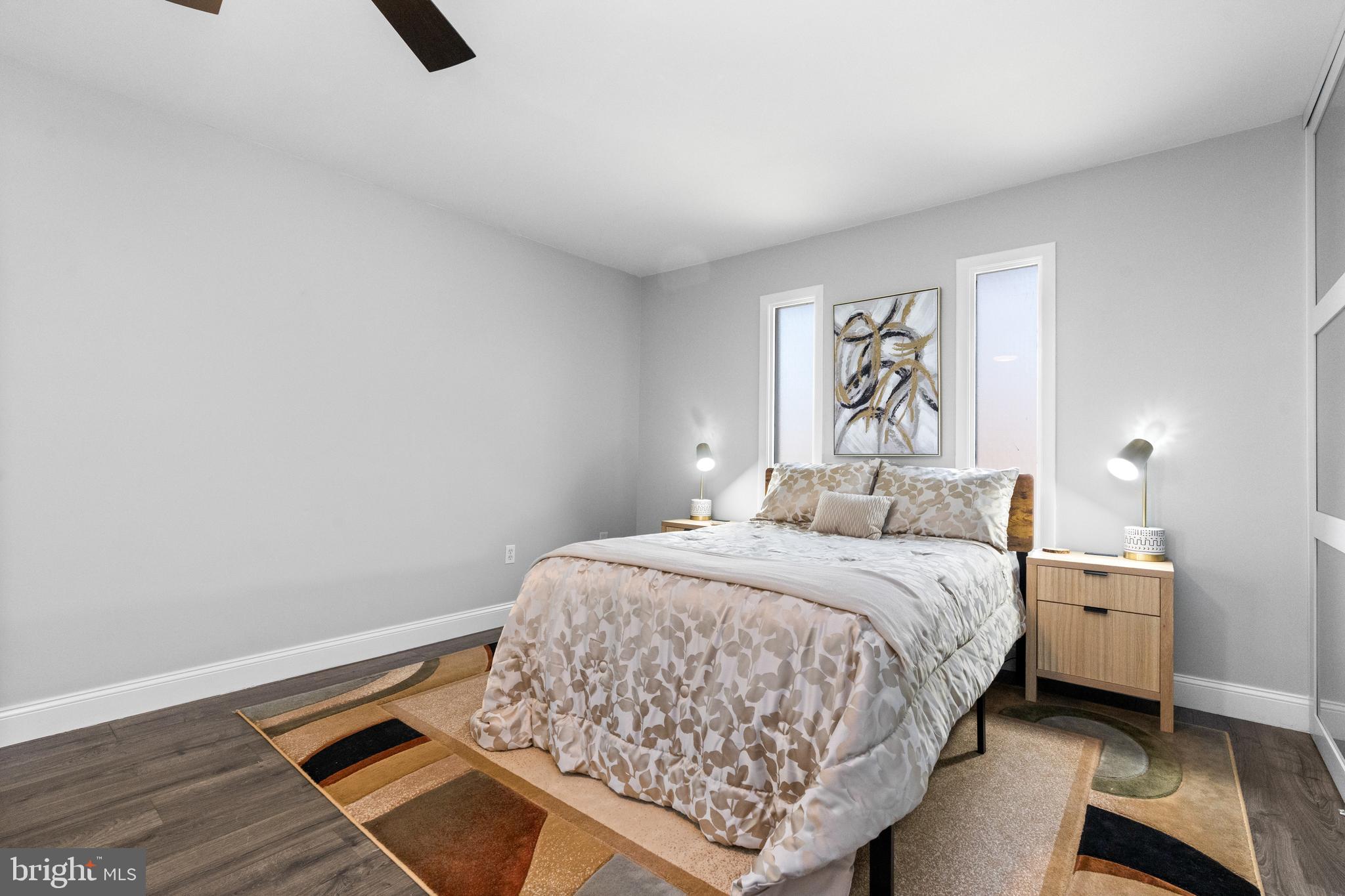 SIGNAL HILL - Residential