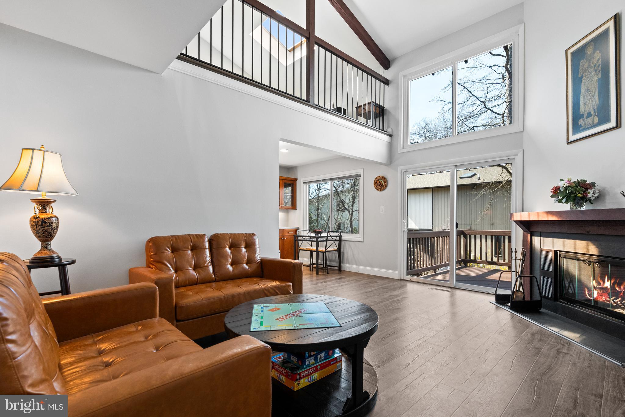 SIGNAL HILL - Residential