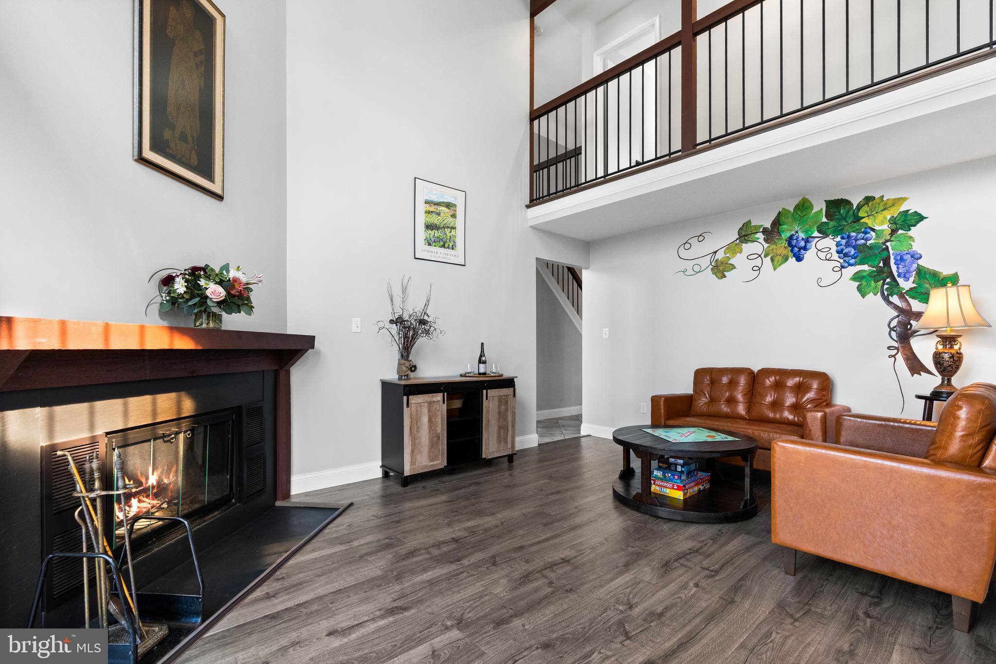 SIGNAL HILL - Residential