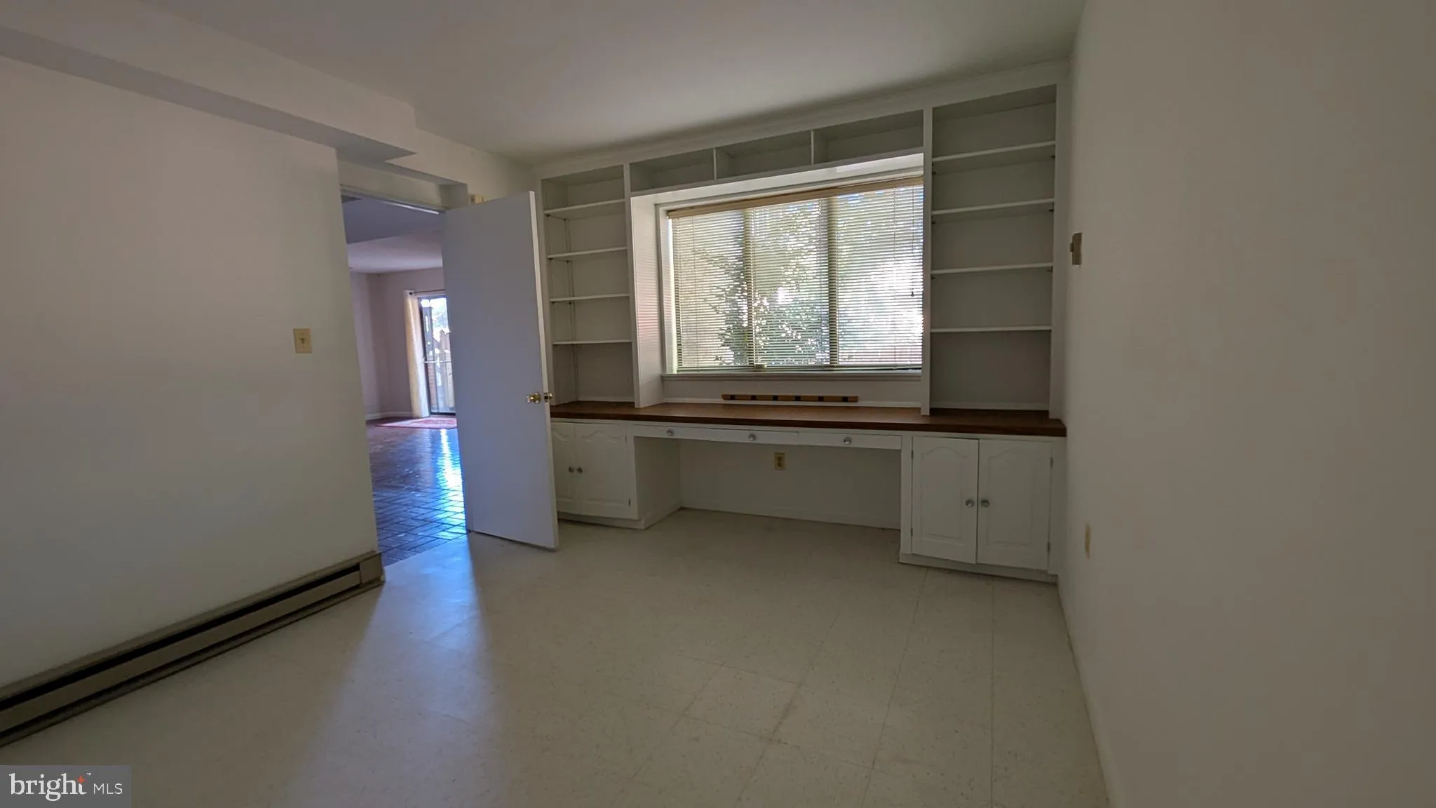 Lutherville Timonium, Maryland 21093, United States, 4 Bedrooms Bedrooms, ,4 BathroomsBathrooms,Residential,Active,224359