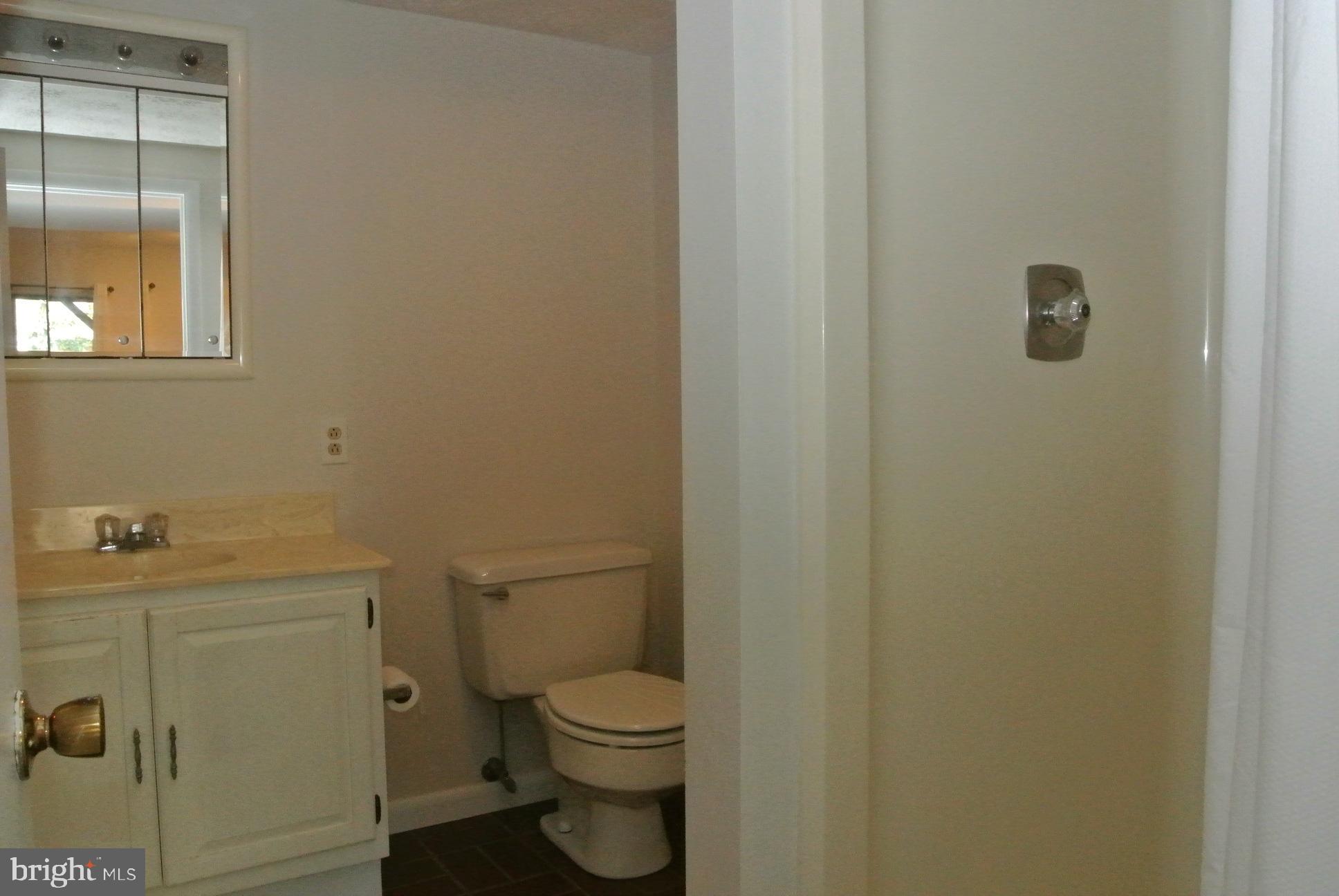 VALLEYWOOD AT FIVE FARMS - Residential Lease