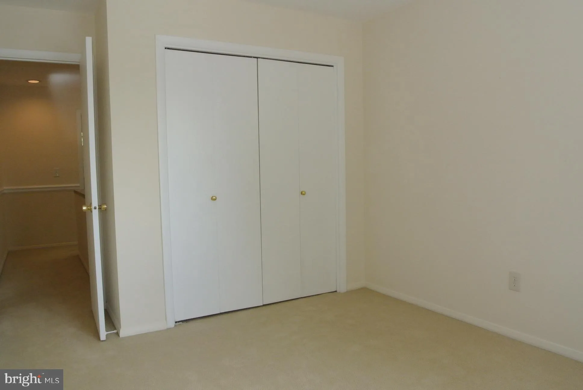 Lutherville Timonium, Maryland 21093, United States, 4 Bedrooms Bedrooms, ,4 BathroomsBathrooms,Residential,Active,224359