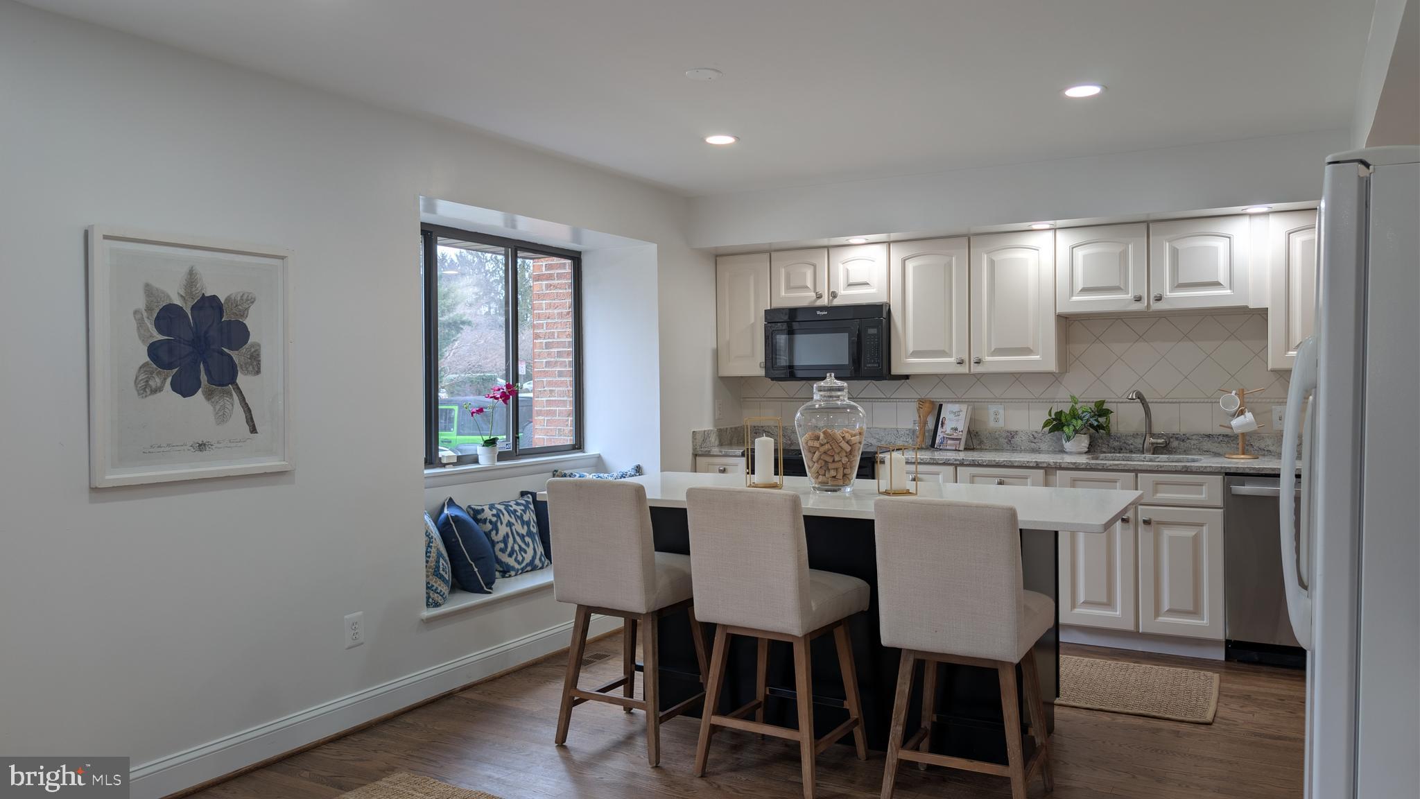 VALLEYWOOD AT FIVE FARMS - Residential Lease