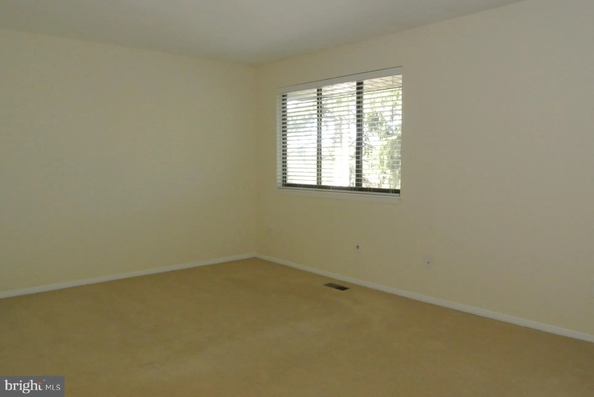 Lutherville Timonium, Maryland 21093, United States, 4 Bedrooms Bedrooms, ,4 BathroomsBathrooms,Residential,Active,224359