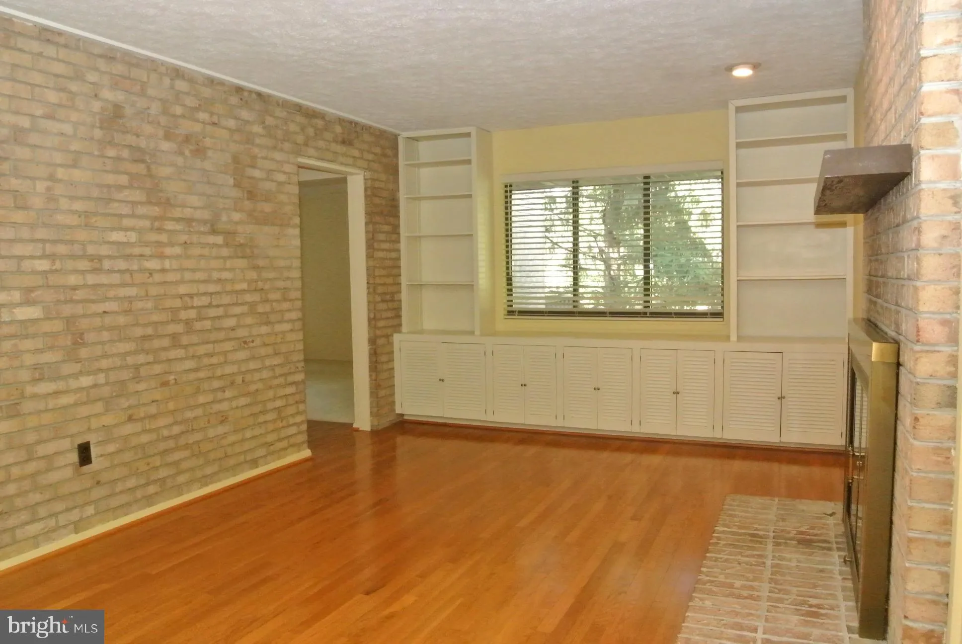 Lutherville Timonium, Maryland 21093, United States, 4 Bedrooms Bedrooms, ,4 BathroomsBathrooms,Residential,Active,224359