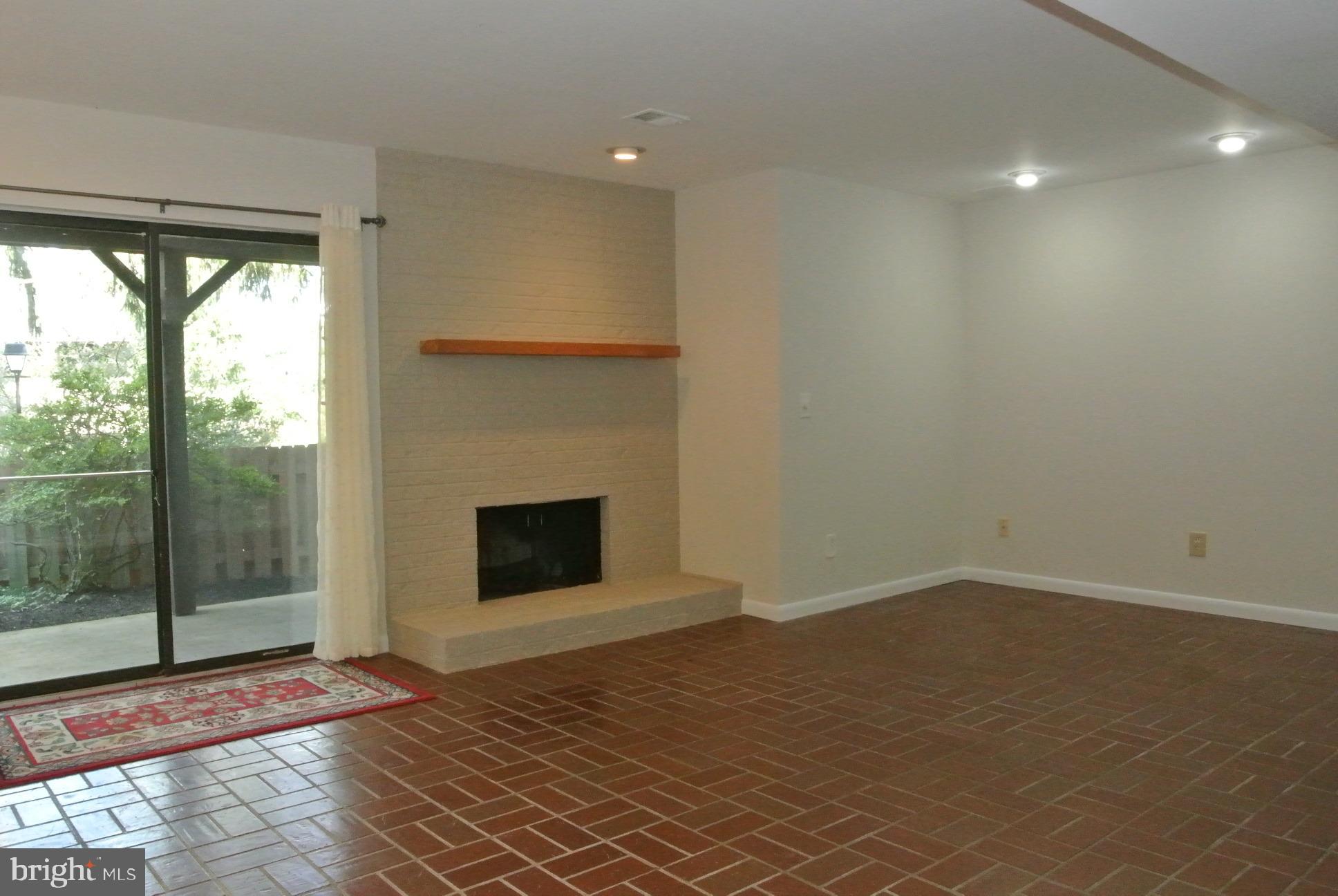 VALLEYWOOD AT FIVE FARMS - Residential Lease