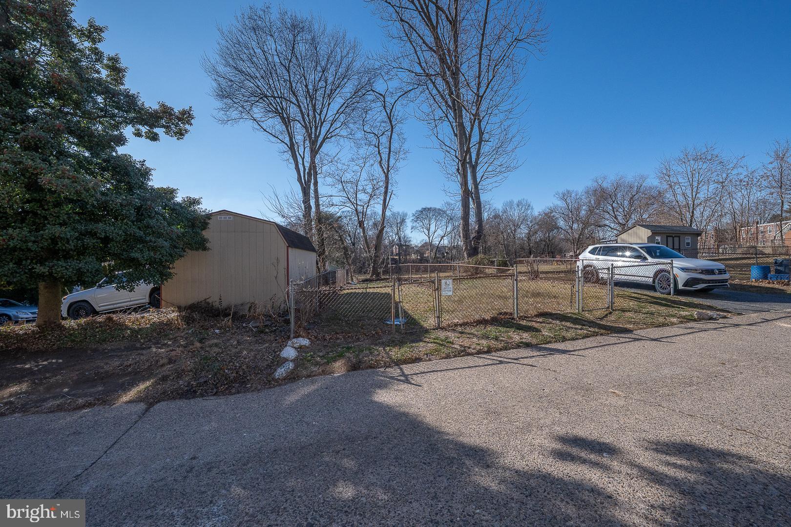 BRIARCLIFF - Residential