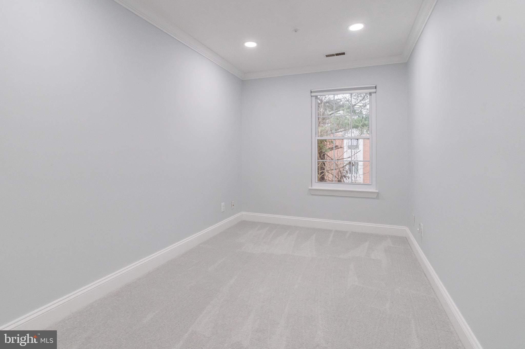 COUNTRY WALK - Residential