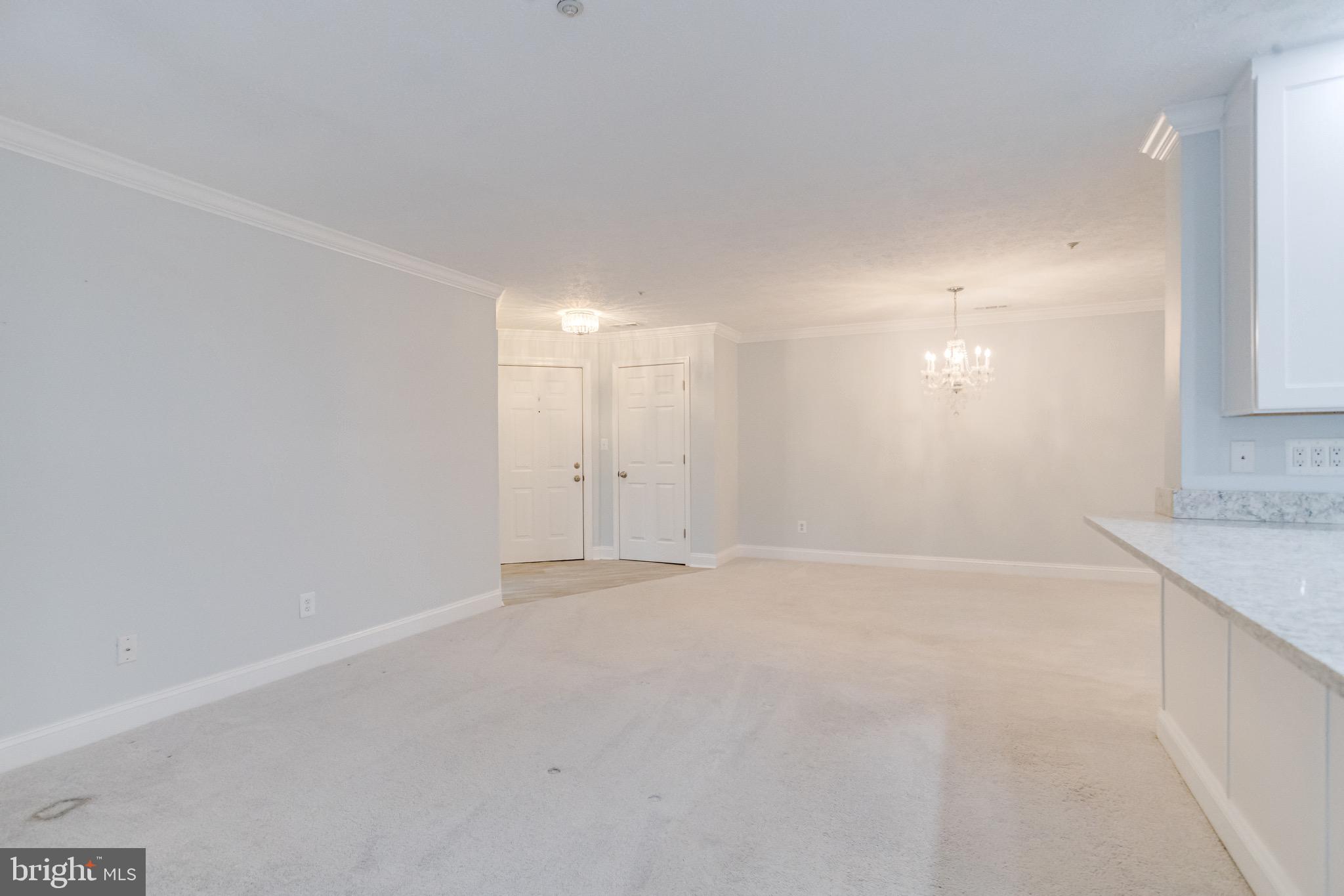 COUNTRY WALK - Residential