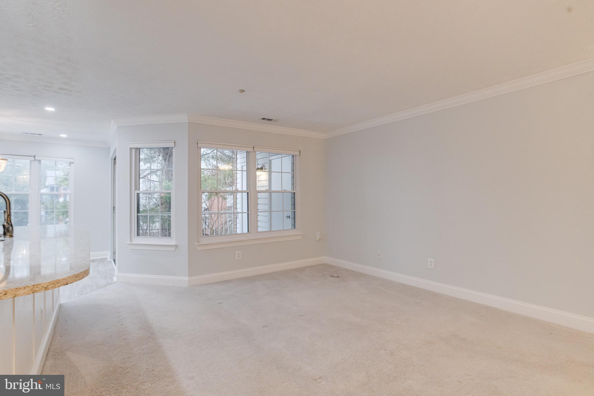 COUNTRY WALK - Residential