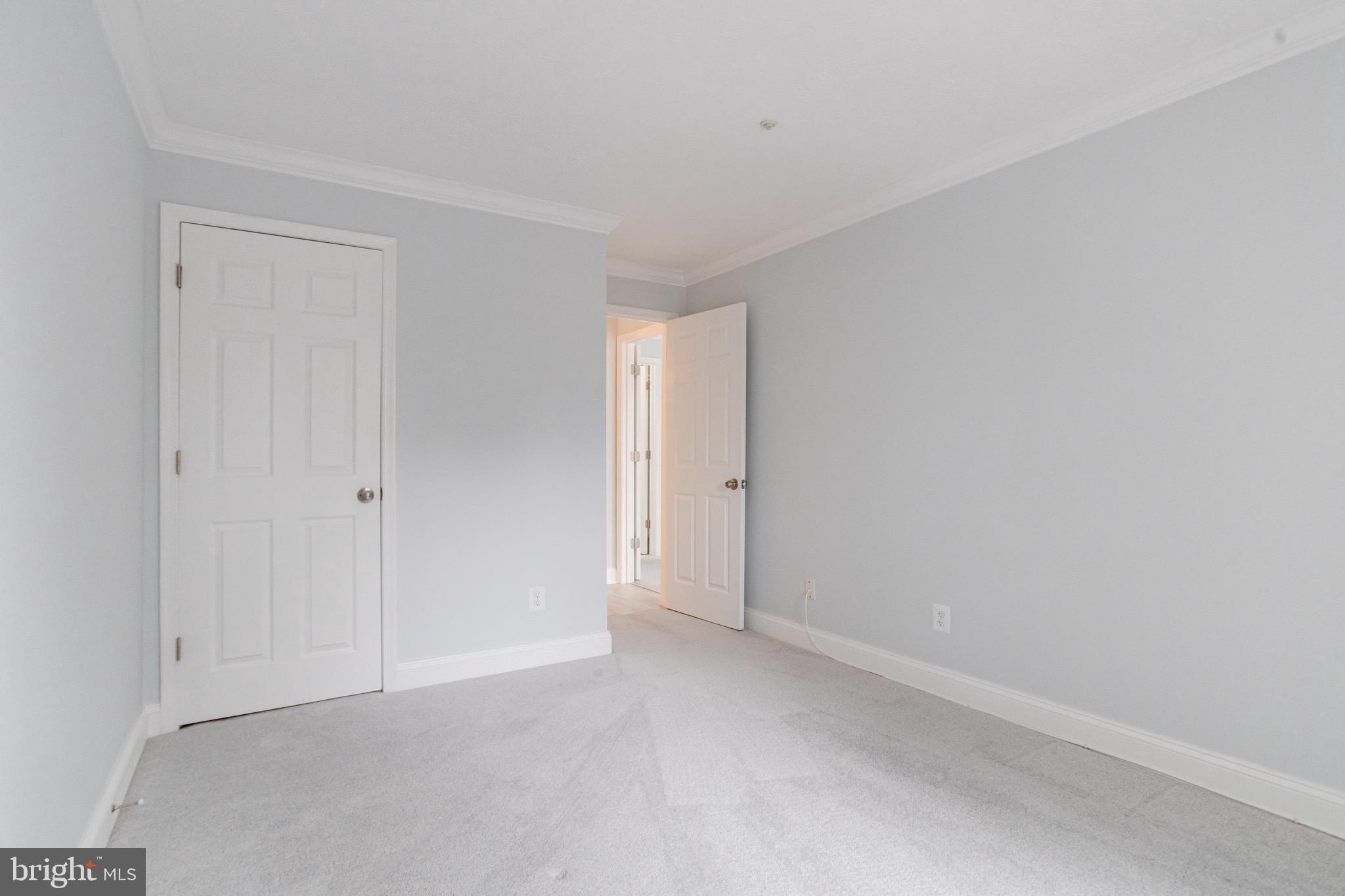 COUNTRY WALK - Residential