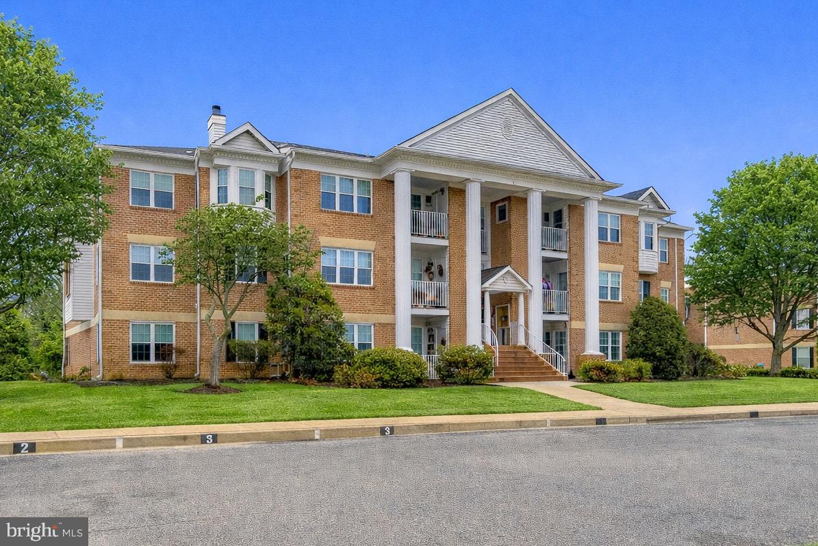 COUNTRY WALK - Residential