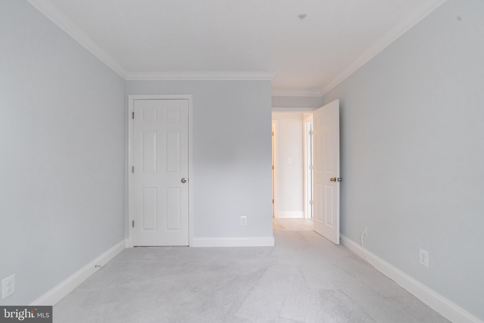 COUNTRY WALK - Residential