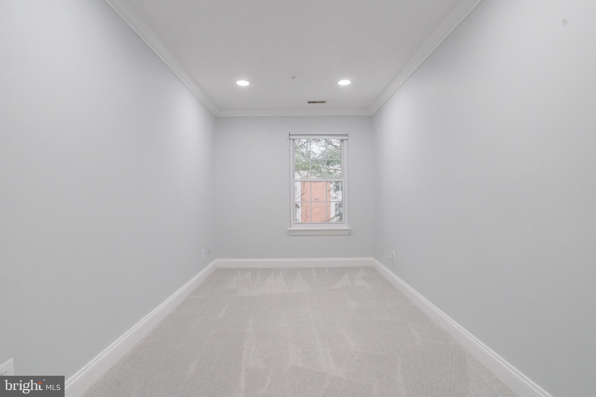 COUNTRY WALK - Residential